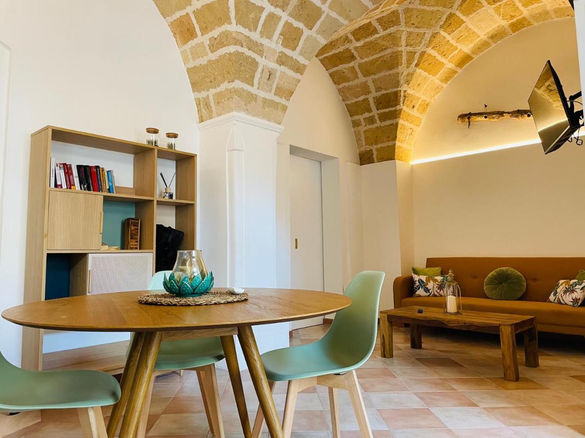 Casetta Carens Nel Centro Storico Di Holiday home Nardo